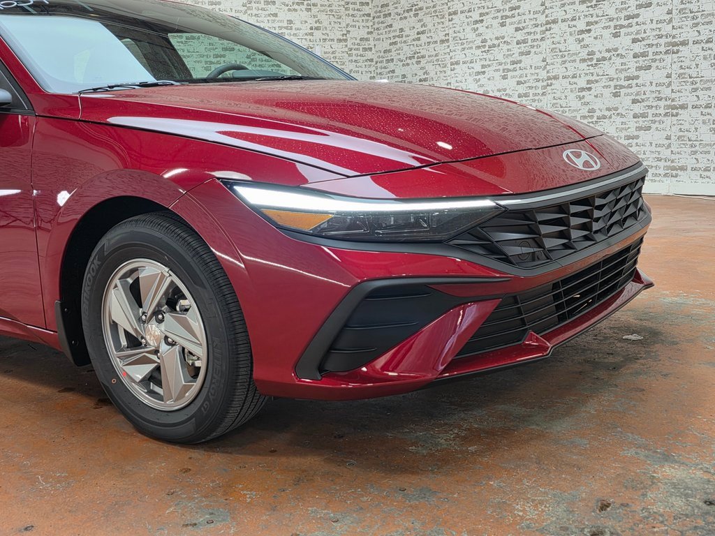 New 2026 Hyundai Elantra SE image 7