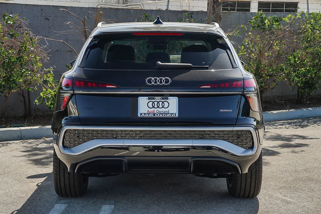 New 2026 Audi Q3 quattro 2.0T AWD/4WD image 5
