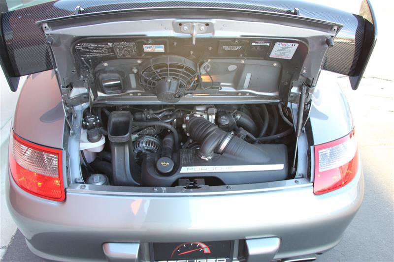 Used 2005 Porsche 911 Carrera RWD image 36