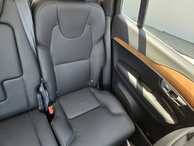 Certified 2025 Volvo XC90 B6 Core w/ Protection Package Premier AWD/4WD image 15