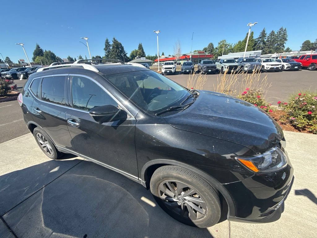 Used 2016 Nissan Rogue SL w/ SL Premium Package AWD/4WD image 4