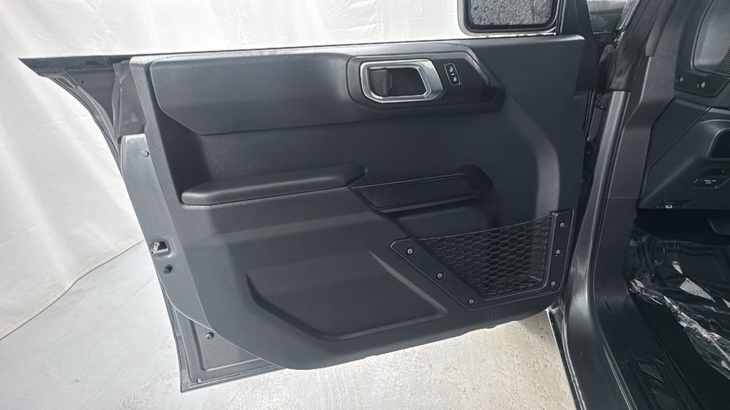 Used 2025 Ford Bronco Big Bend image 19