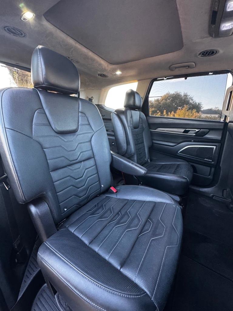 Used 2022 Kia Telluride SX w/ SX Prestige Package AWD/4WD image 16
