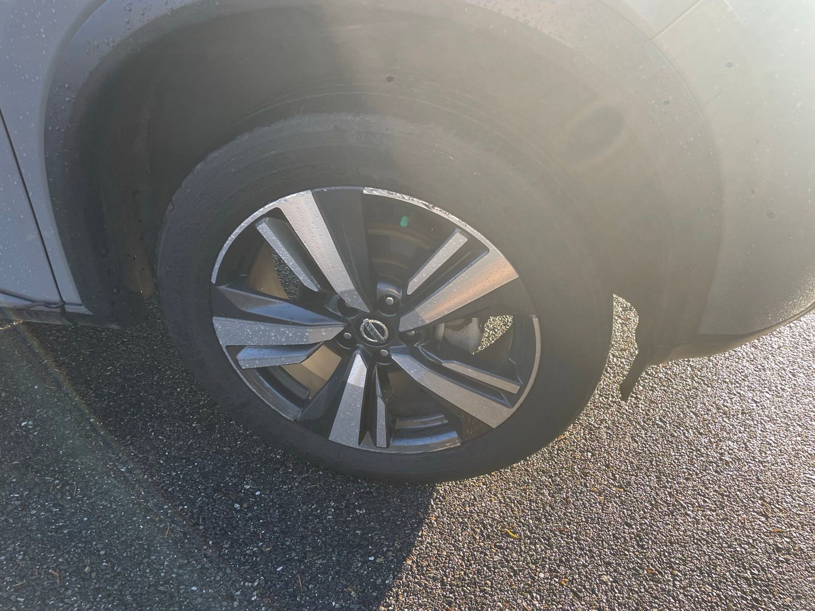 Used 2021 Nissan Rogue SL image 40