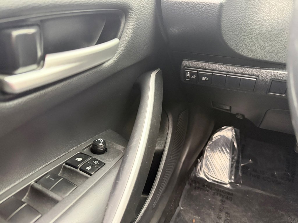 Certified 2021 Toyota Corolla SE image 22