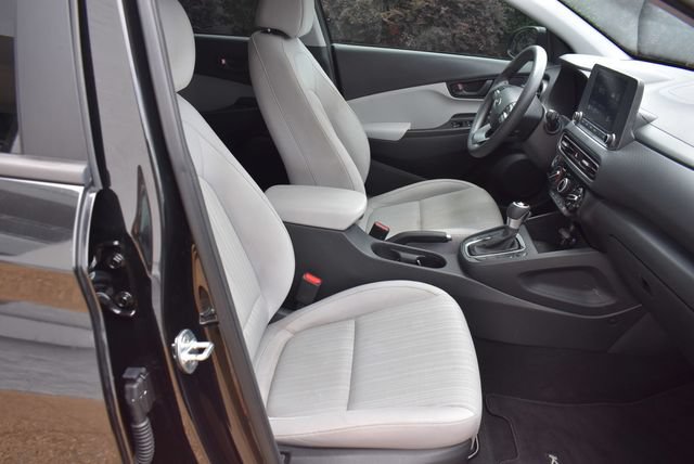 Used 2022 Hyundai Kona SEL FWD image 20