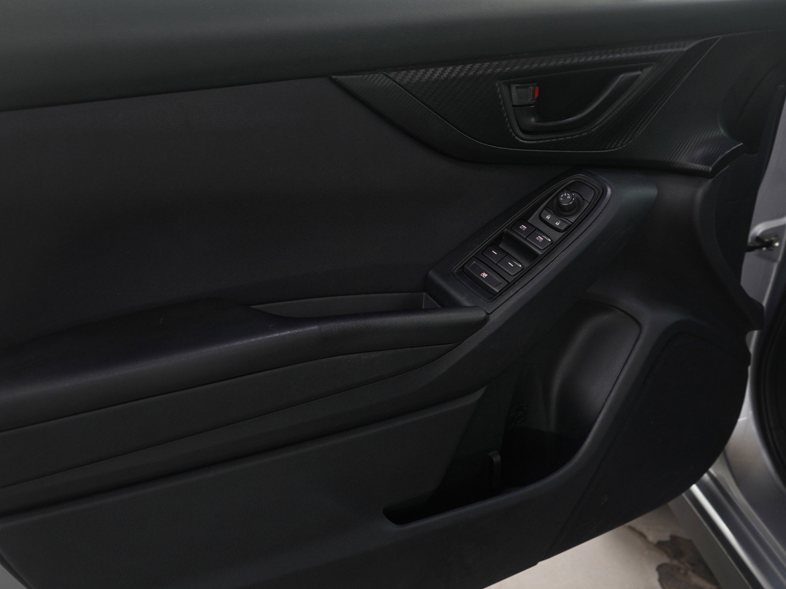 Used 2019 Subaru Crosstrek 2.0i Premium w/ Eyesight System image 23