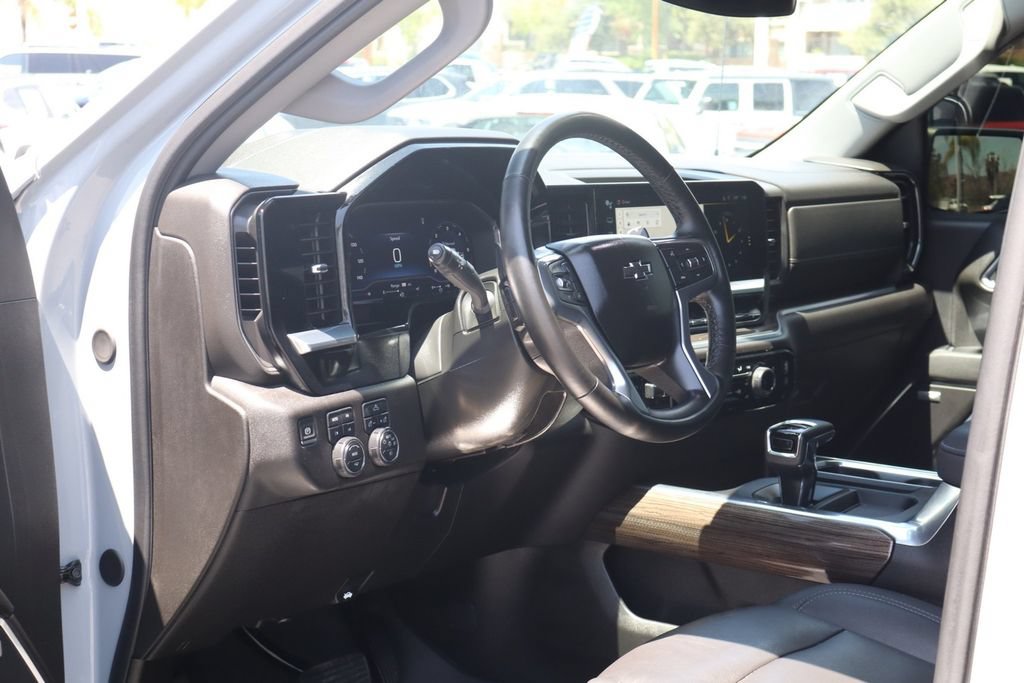 Used 2024 Chevrolet Silverado 1500 RST w/ Convenience Package II AWD/4WD image 19