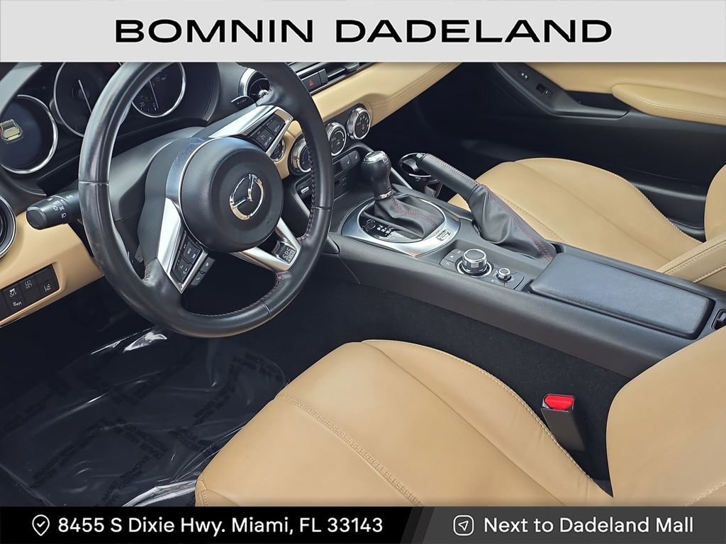 Used 2017 MAZDA MX-5 Miata RF Grand Touring image 14