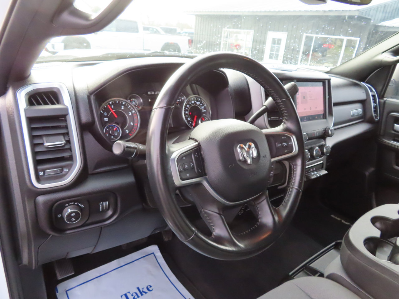 Used 2024 RAM 2500 Big Horn image 31