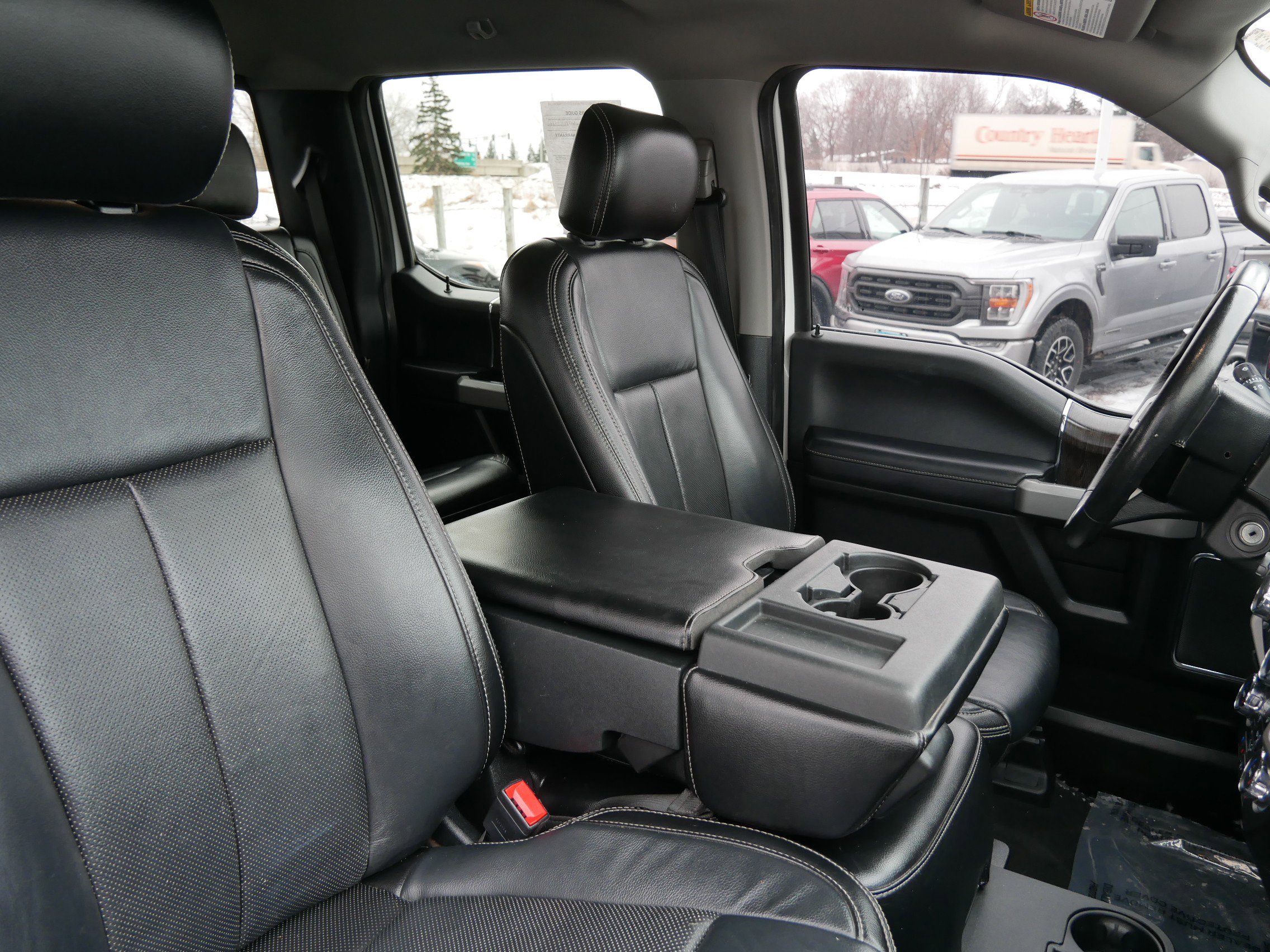 Used 2020 Ford F350 Lariat image 23