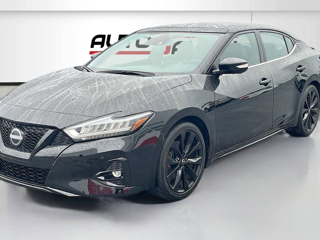 Used 2023 Nissan Maxima SR w/ Sport Mat Group image 3