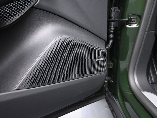 Certified 2025 Porsche Macan Electric RWD image 16