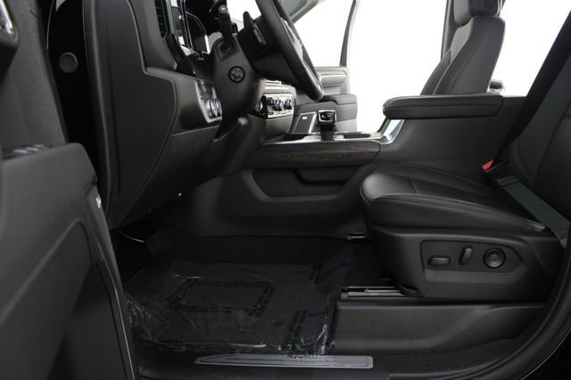 New 2026 GMC Sierra 1500 SLT image 18