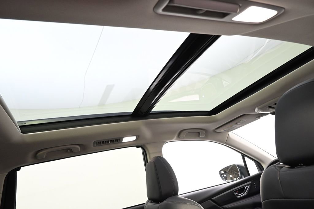 Certified 2025 Subaru Ascent Limited w/ Popular Package #2 image 17