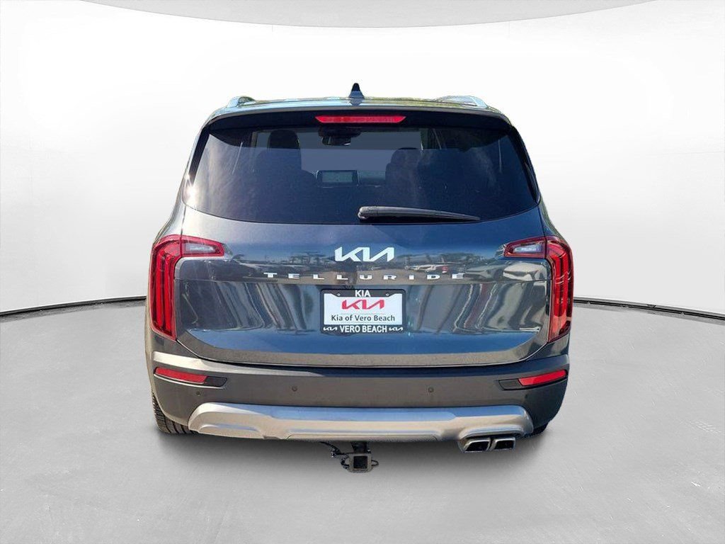 Certified 2022 Kia Telluride EX w/ EX Premium Package FWD image 5