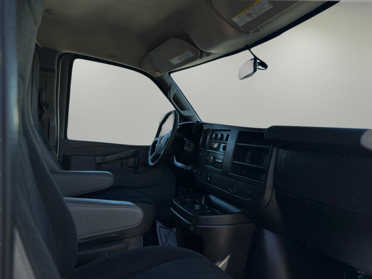 Used 2019 GMC Savana 2500 2500 135 w/ Driver Convenience Package image 23