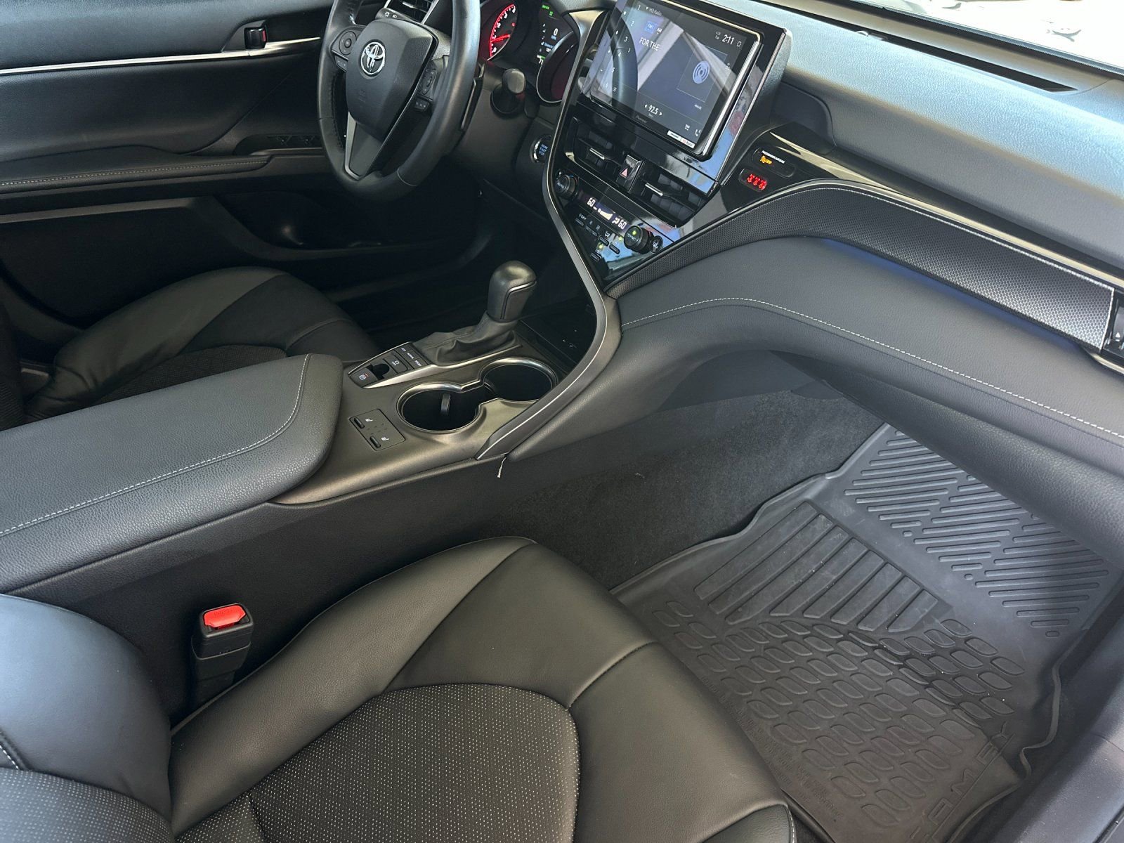 Used 2024 Toyota Camry XSE w/ Blackout Package (TMS) FWD image 14