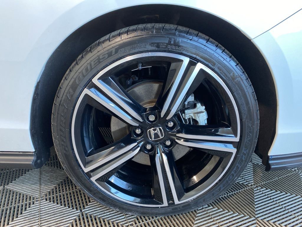 Used 2023 Honda Accord Sport image 12
