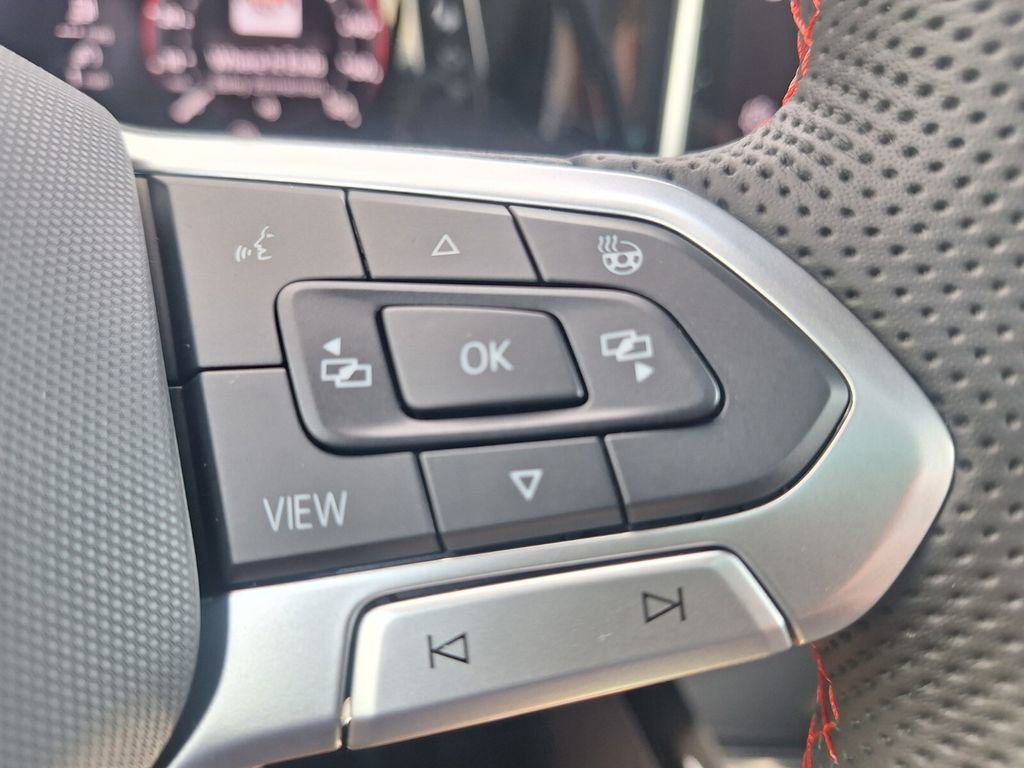 New 2026 Volkswagen GTI SE image 13