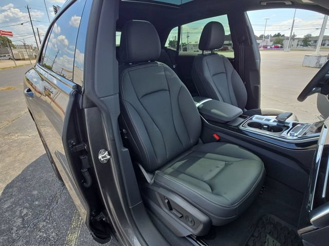 Used 2026 Audi Q8 Premium AWD/4WD image 25