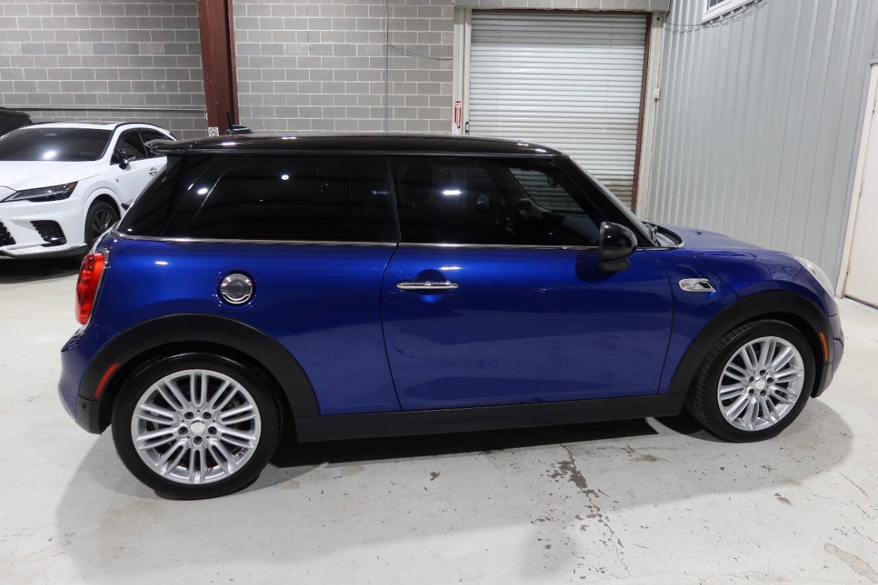 Used 2019 MINI Cooper S w/ Signature Upholstery Package FWD image 6