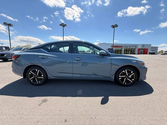 Certified 2024 Nissan Sentra SV FWD image 4