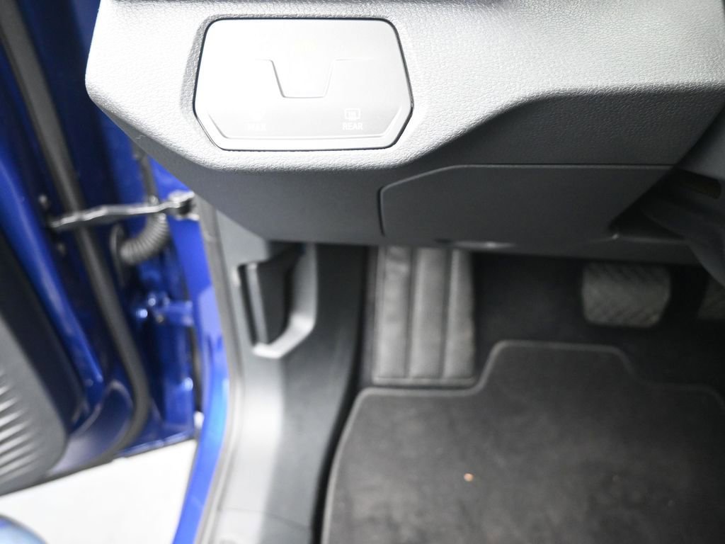 Used 2021 Volkswagen ID.4 Pro S image 15