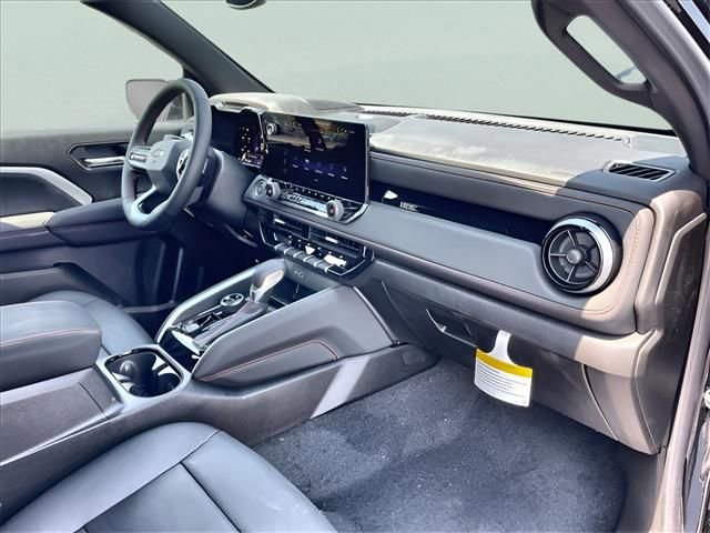 New 2025 Chevrolet Colorado Z71 w/ Midnight Edition AWD/4WD image 17