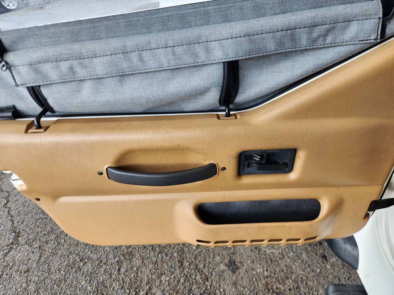 Used 1997 Jeep Wrangler SE image 8