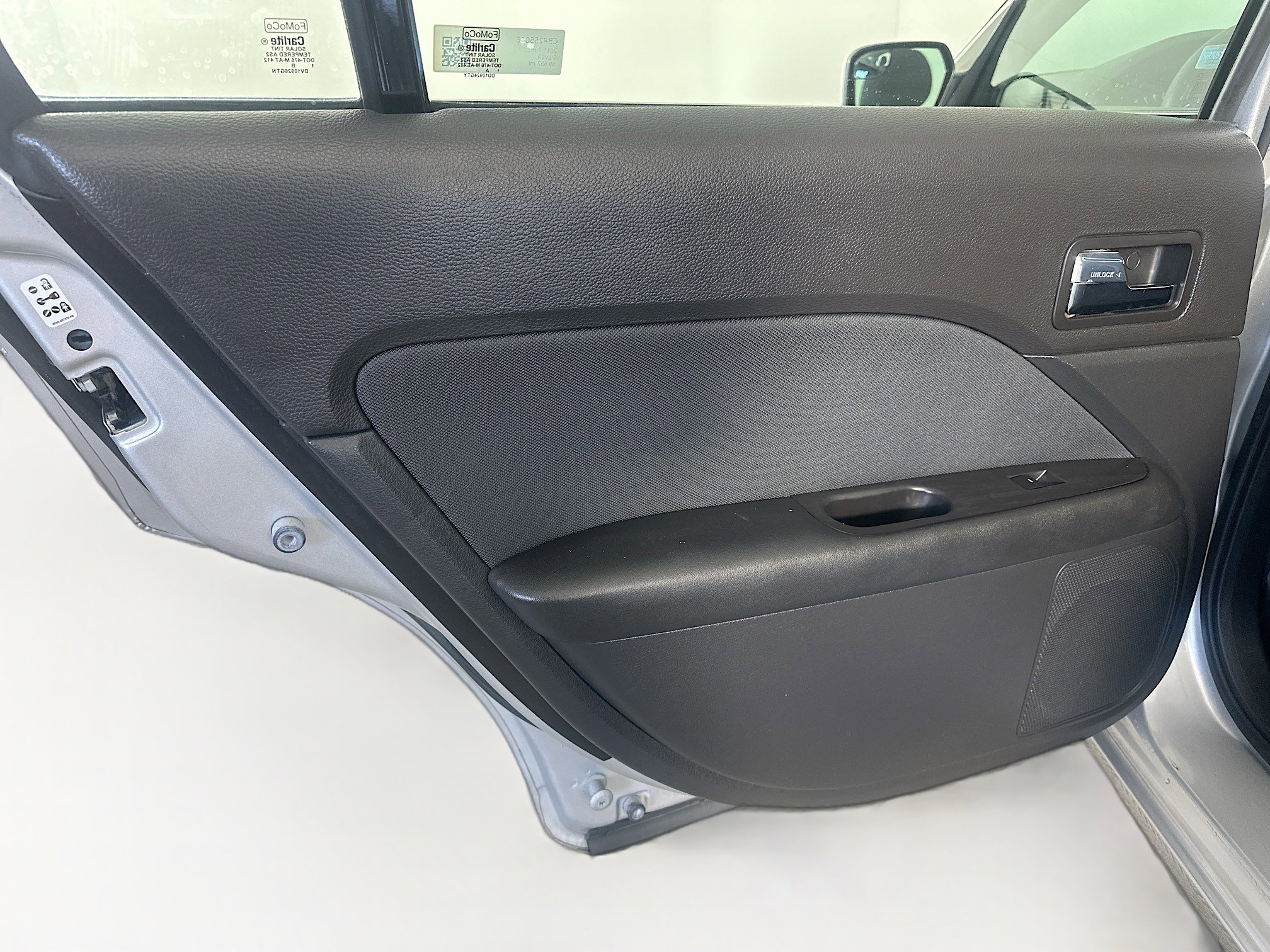 Used 2011 Ford Fusion SE w/ 202A Rapid Spec Order Code FWD image 24