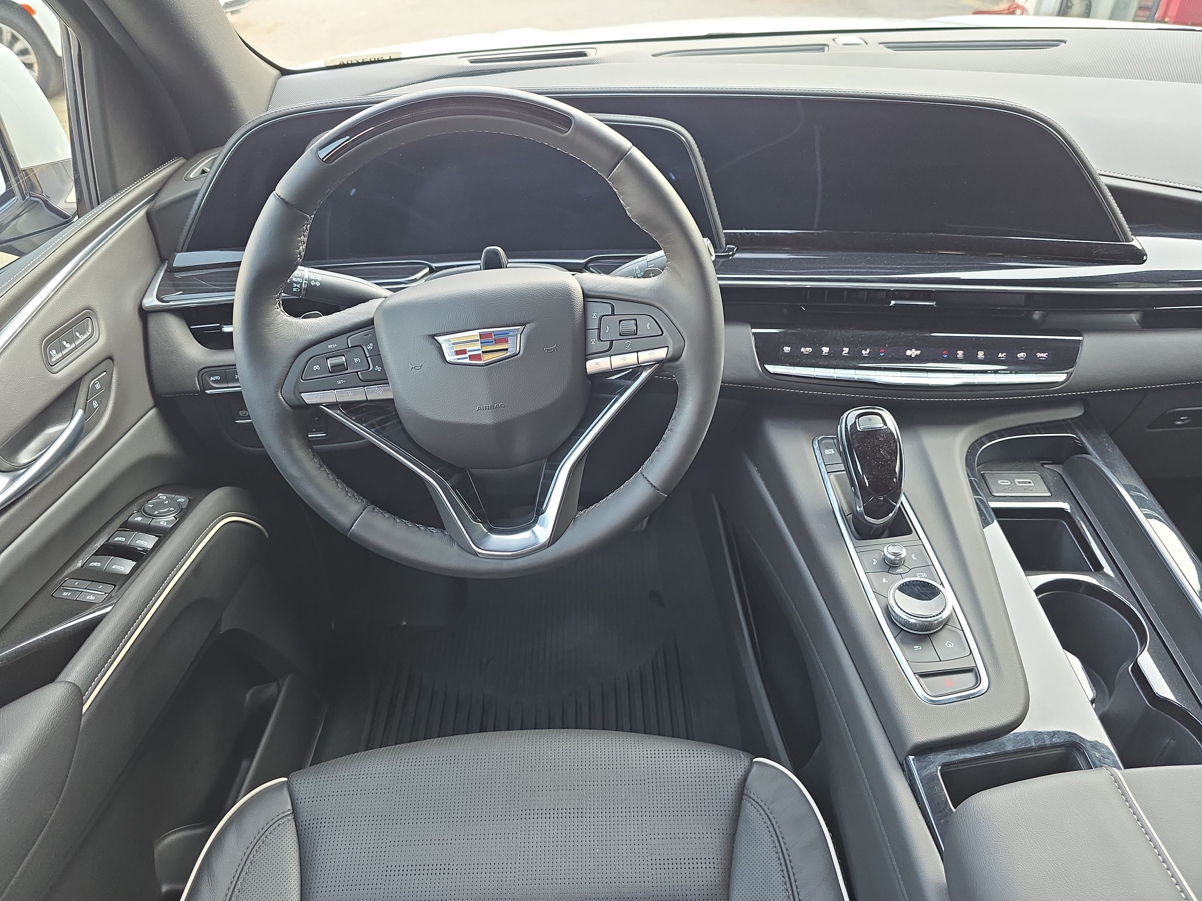 Used 2024 Cadillac Escalade Sport w/ LPO, ONYX Package AWD/4WD image 17