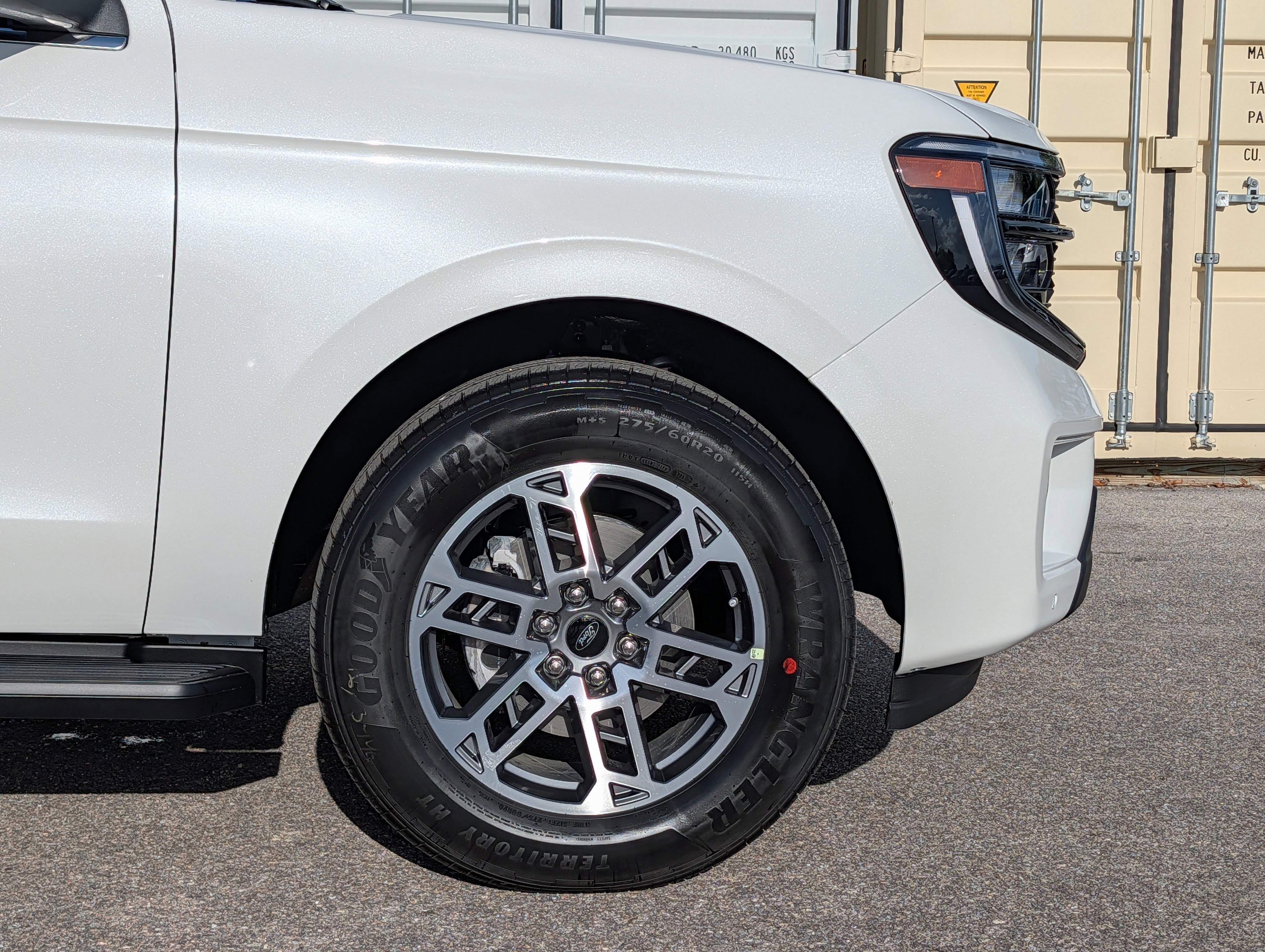 New 2026 Ford Expedition Active image 12