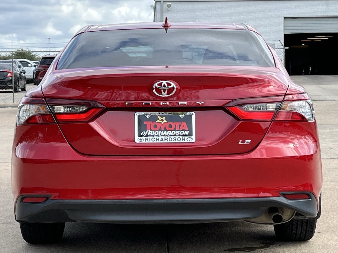 Used 2024 Toyota Camry LE w/ Convenience Package FWD image 5