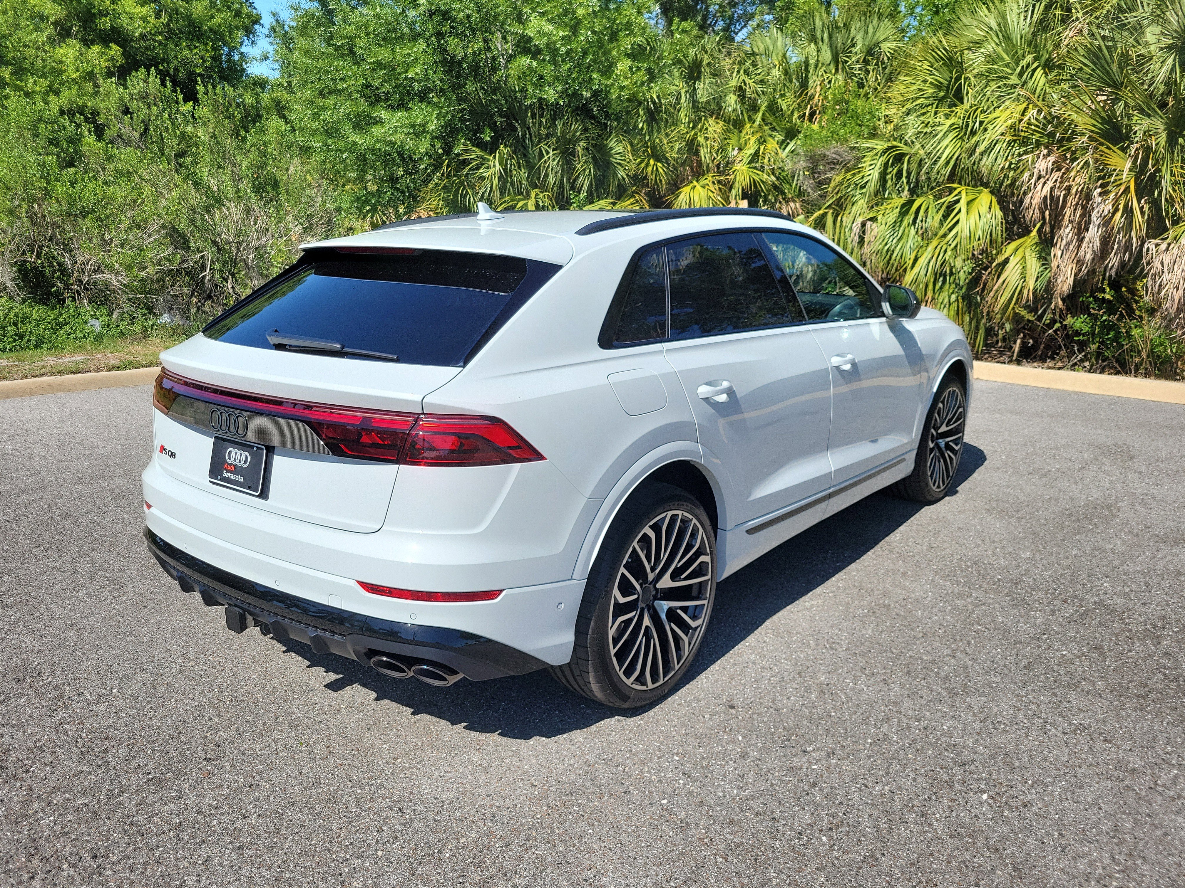 New 2026 Audi SQ8 Prestige AWD/4WD image 4