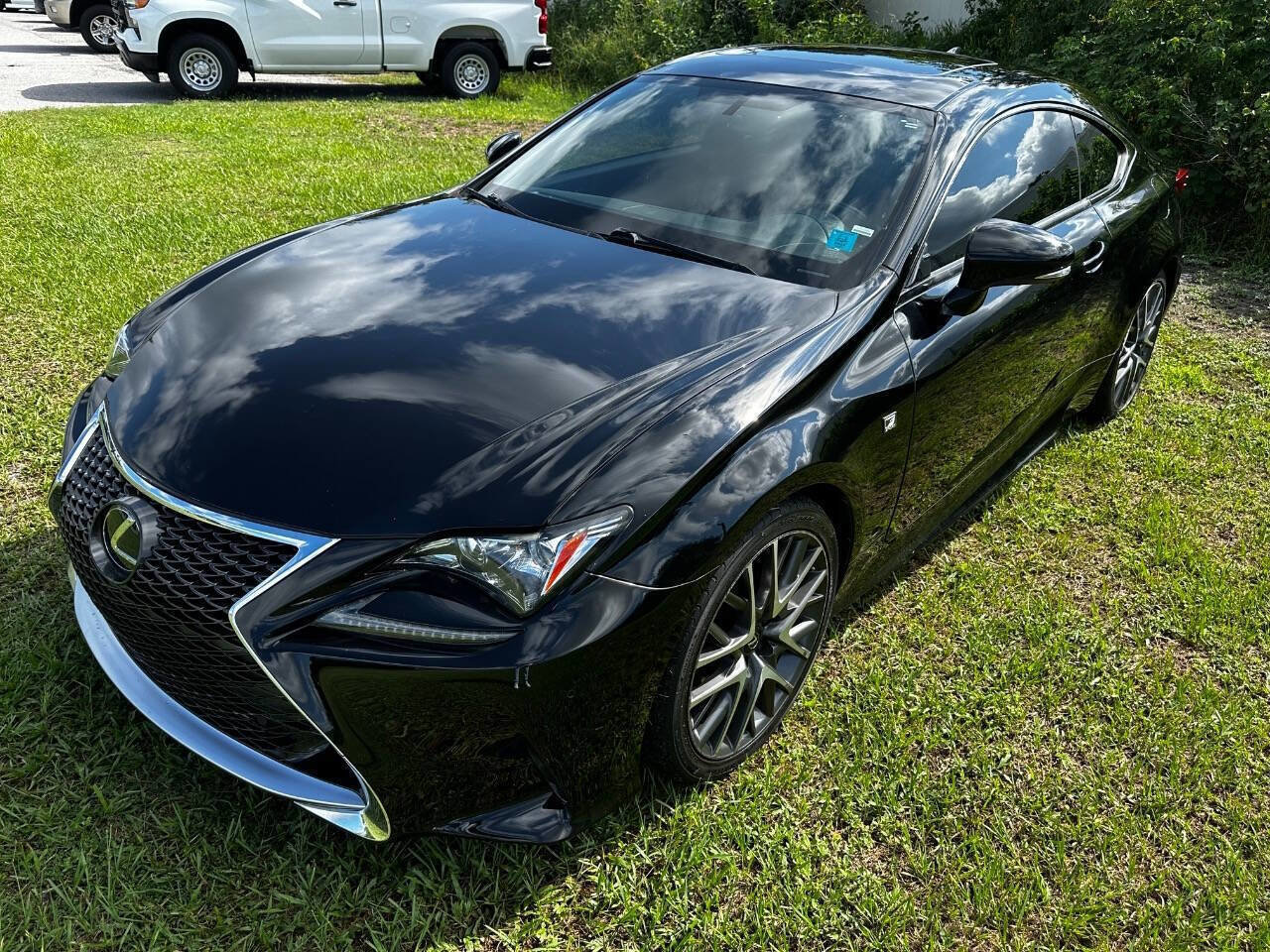 Used 2016 Lexus RC 200t image 2