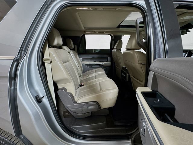Used 2021 Ford Expedition Max XLT image 28