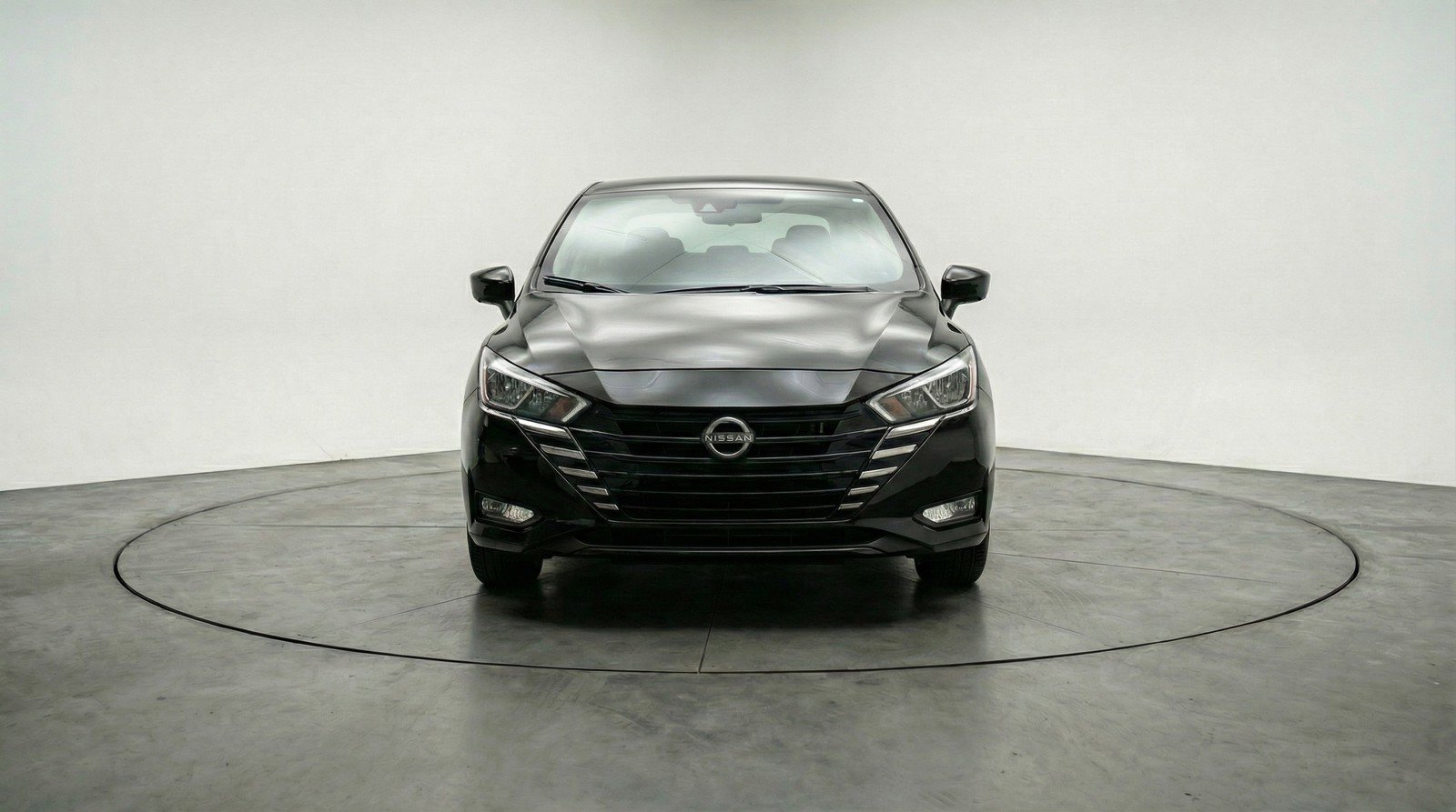 Used 2025 Nissan Versa SV FWD image 2