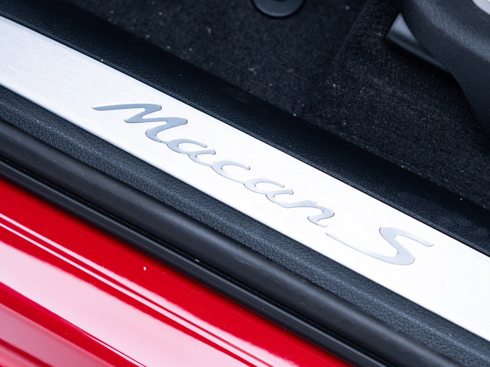 New 2026 Porsche Macan S AWD/4WD image 14