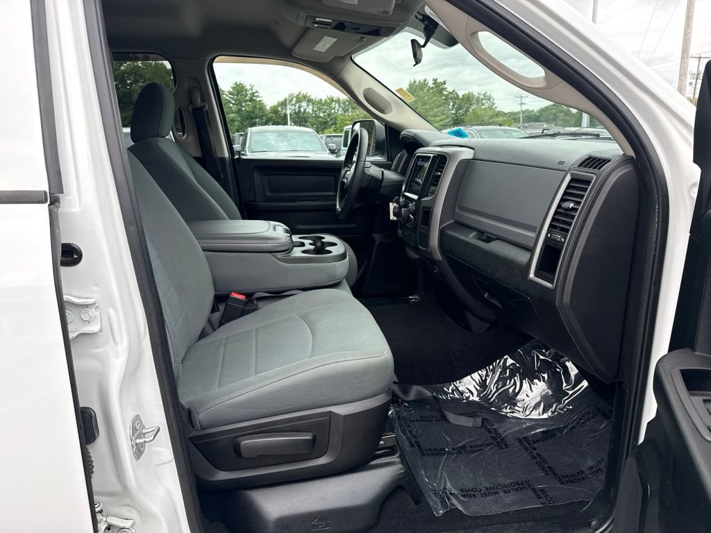 Certified 2018 RAM 1500 Express AWD/4WD image 25