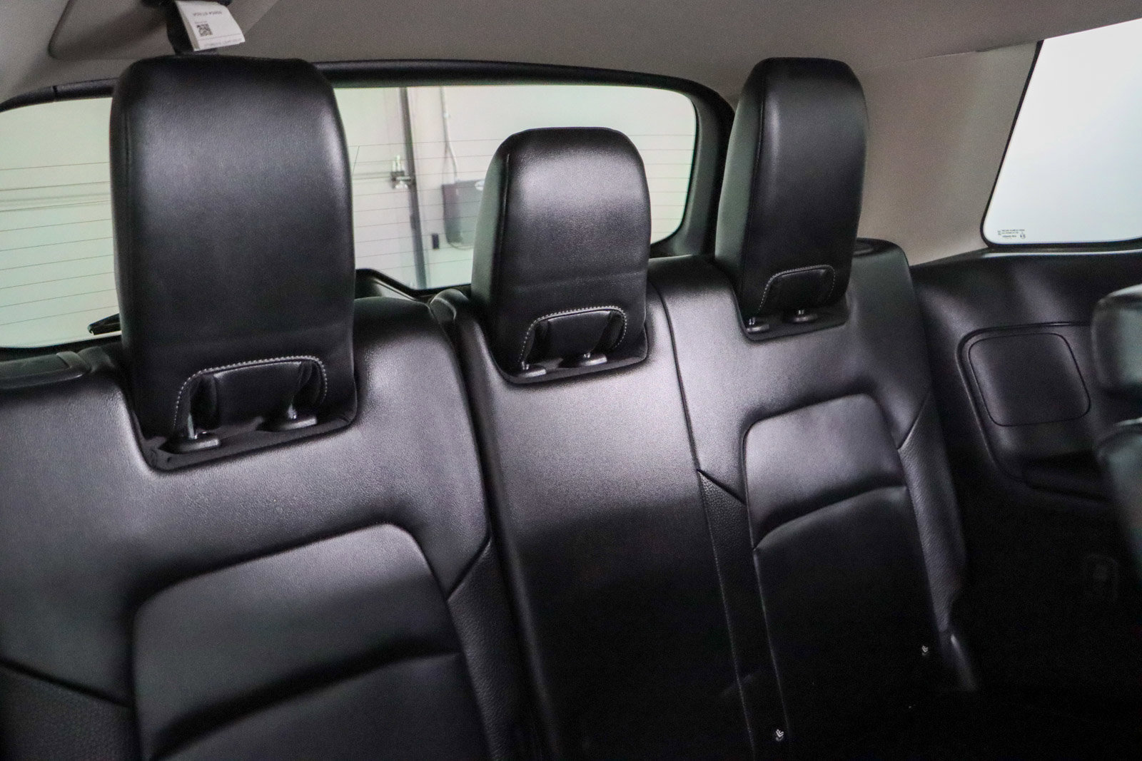 Used 2023 Nissan Pathfinder SL w/ Lighting Package (N92) image 29