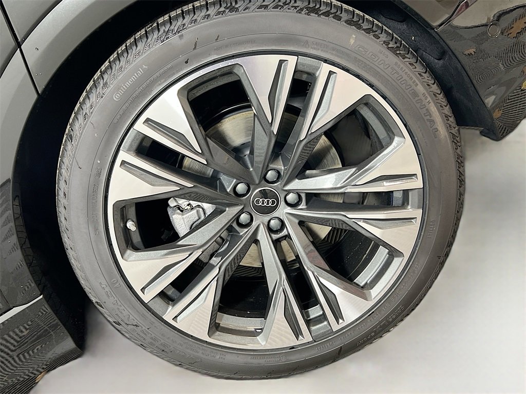 New 2026 Audi Q8 Premium Plus image 31