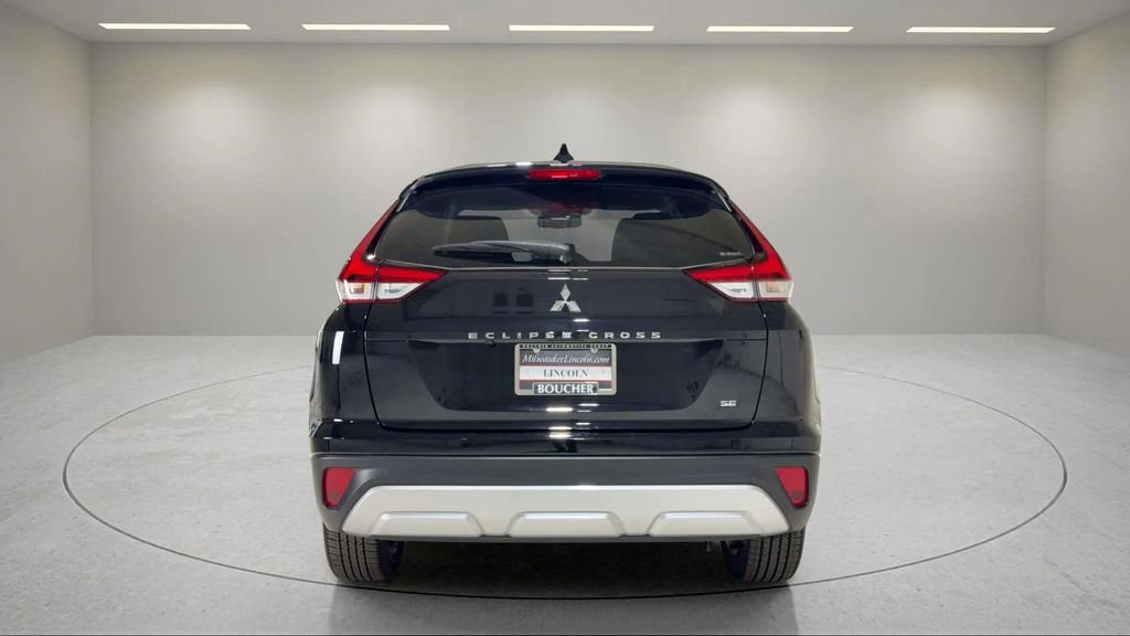 Used 2025 Mitsubishi Eclipse Cross SE image 4