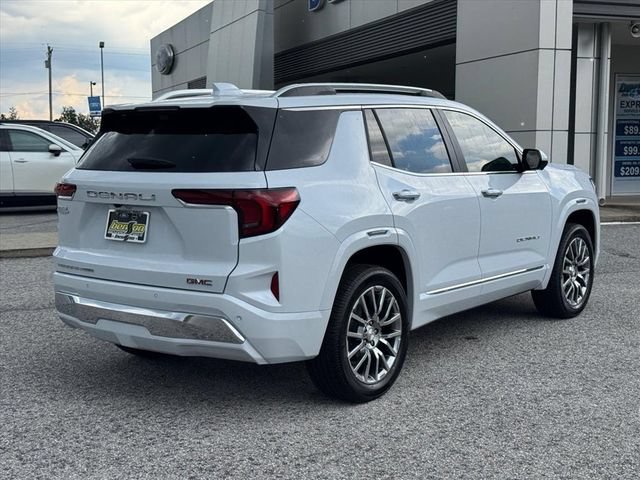 Used 2026 GMC Terrain Denali AWD/4WD image 3