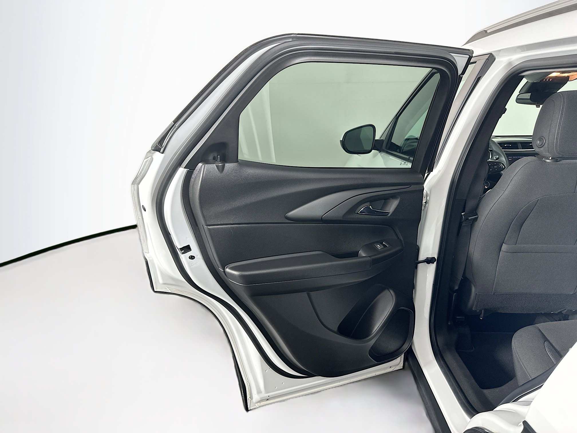 Used 2023 Chevrolet TrailBlazer LT image 25