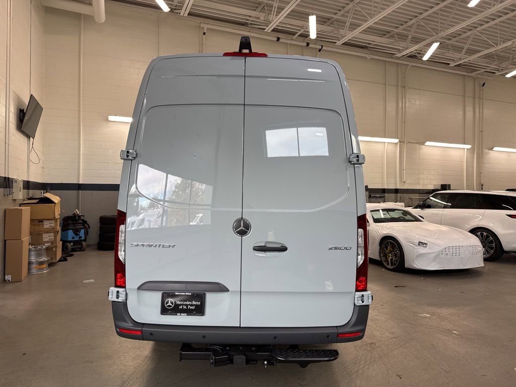 New 2026 Mercedes-Benz Sprinter 2500 image 4