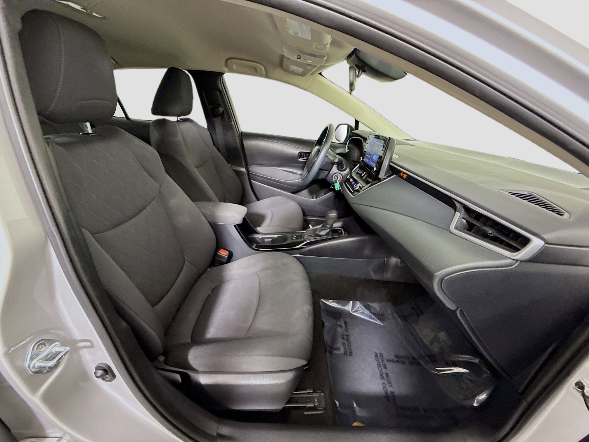 Used 2022 Toyota Corolla LE image 28