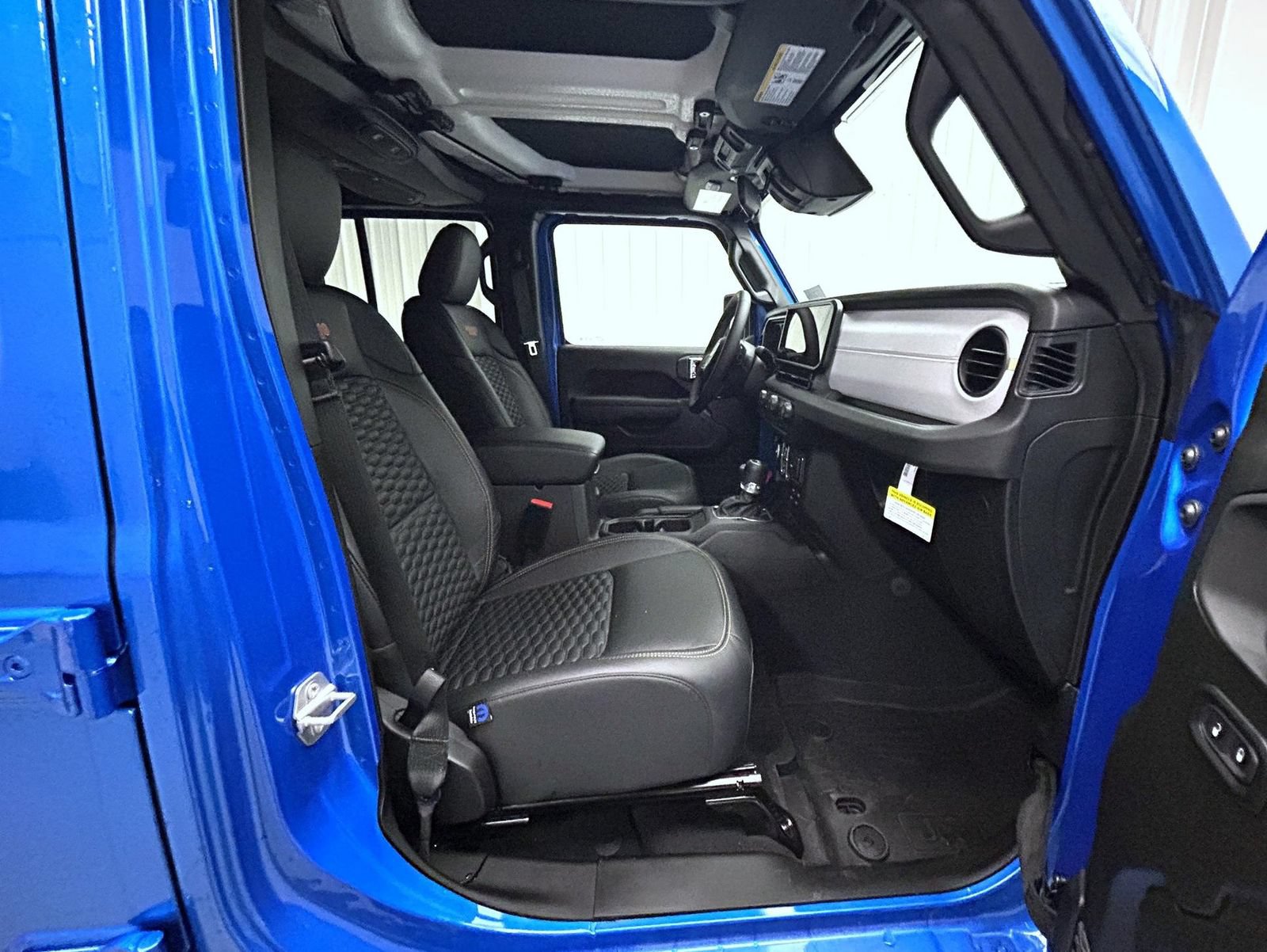 New 2026 Jeep Wrangler Unlimited Sport AWD/4WD image 15