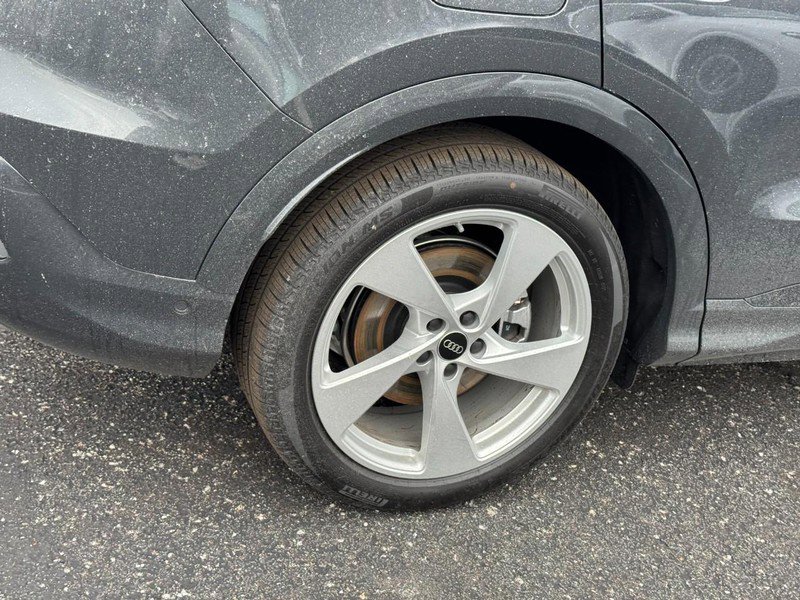 New 2025 Audi Q5 Prestige image 4