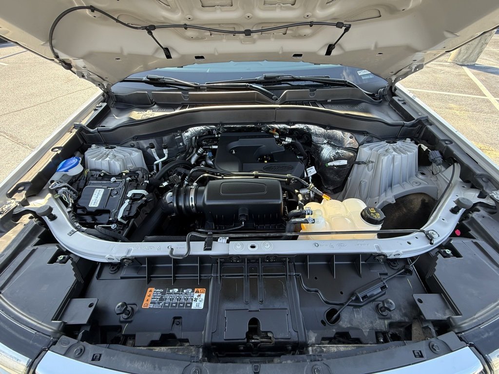 Certified 2020 Ford Explorer XLT image 32